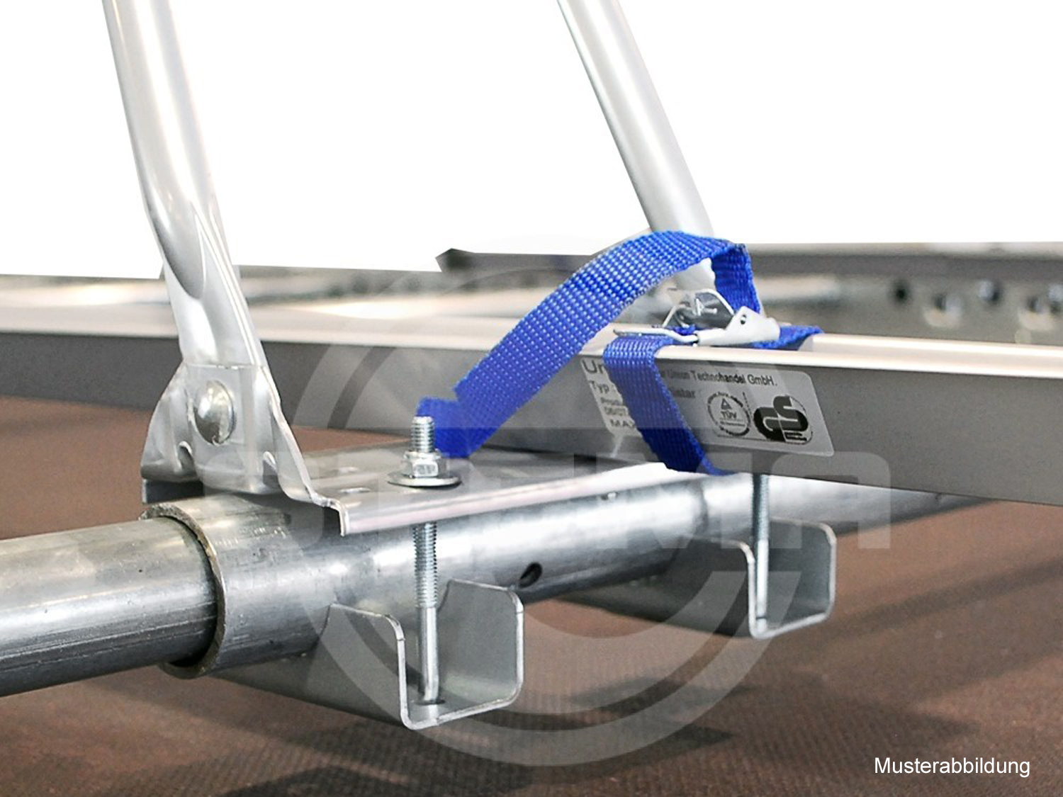 stzt00636_adapterset_fuer_fahrradtraeger_zur_montage_auf_sperrstange_1