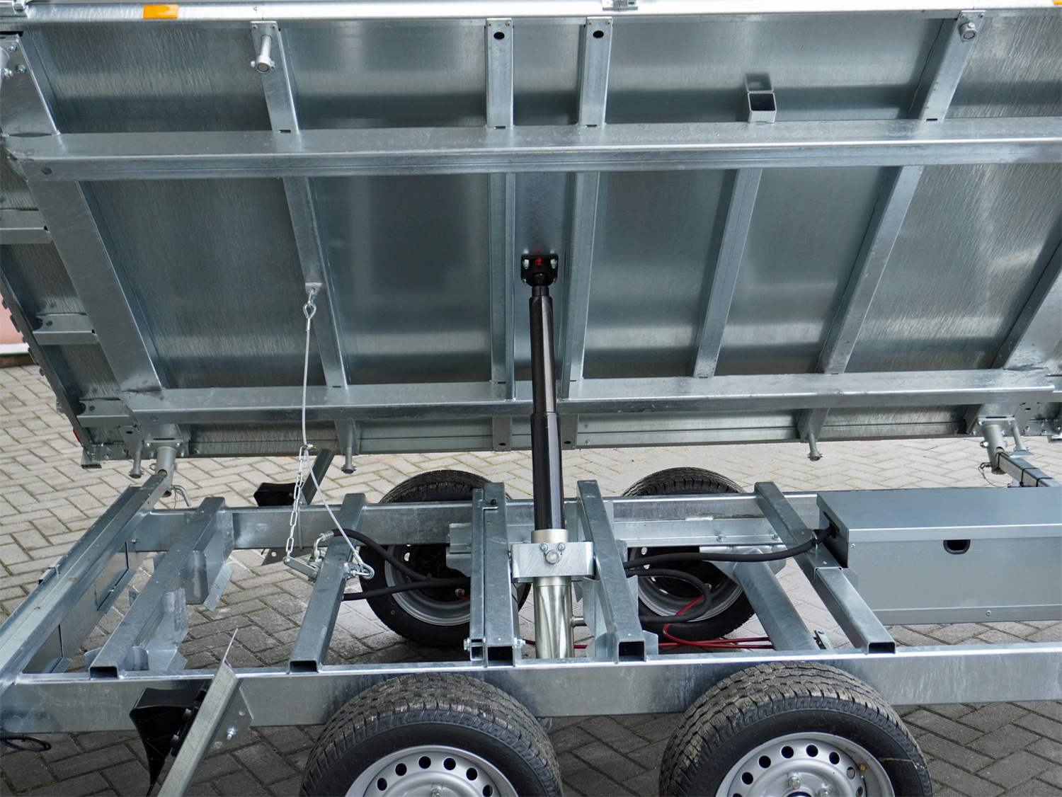 un606194_unsinn_web__dk_3017-26-13_e_pumpe_7