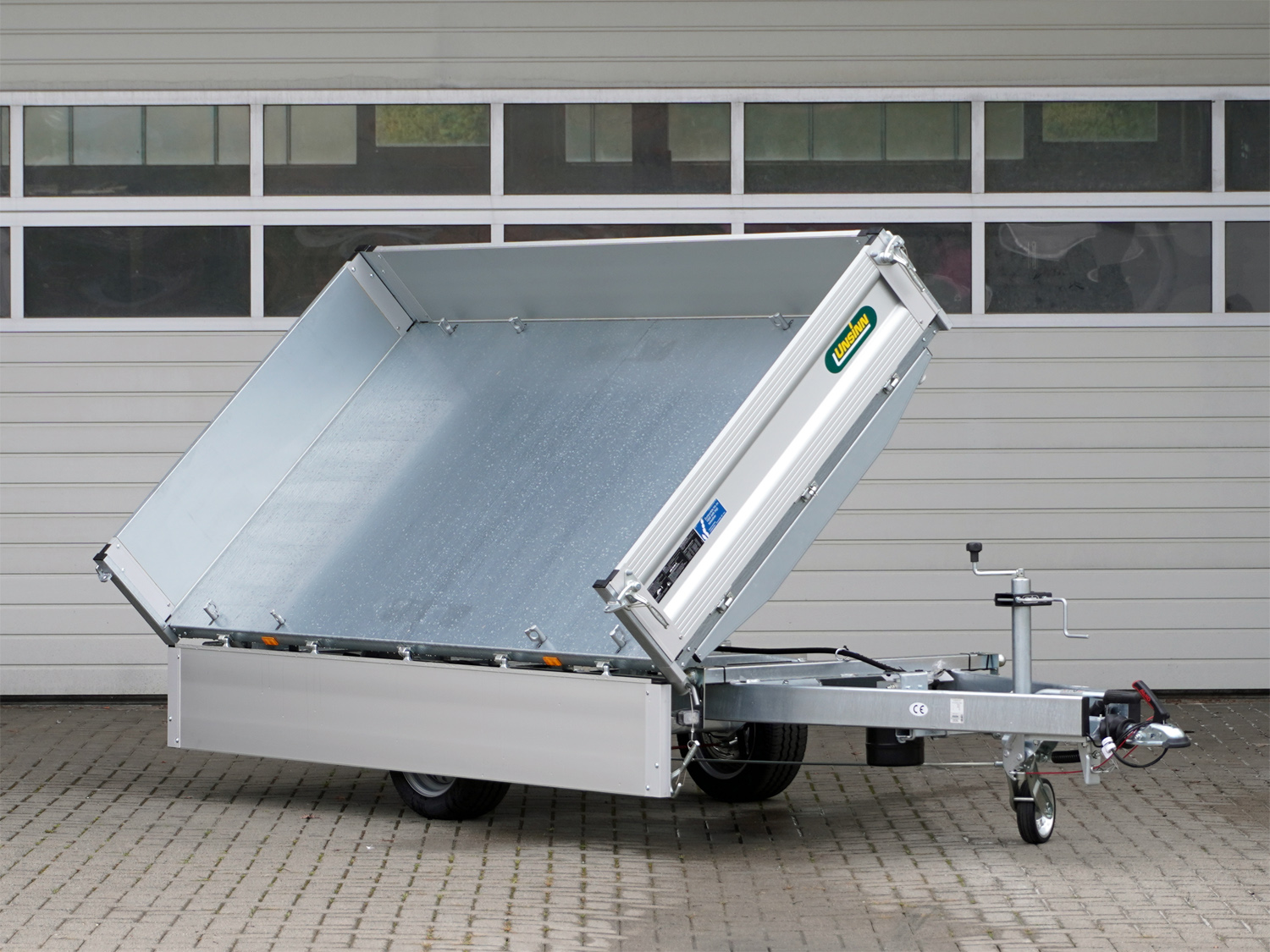 un610756_unsinn_udk_2715-18-13_2