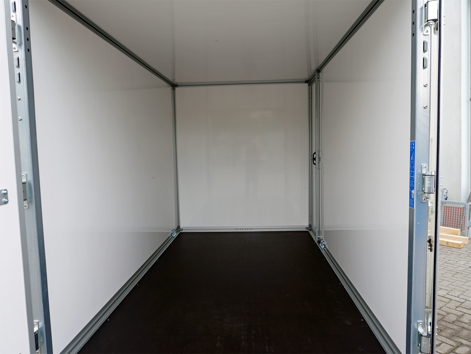 st26148062-t_stema_p-box_stpk_o2_27-32-182p202_5