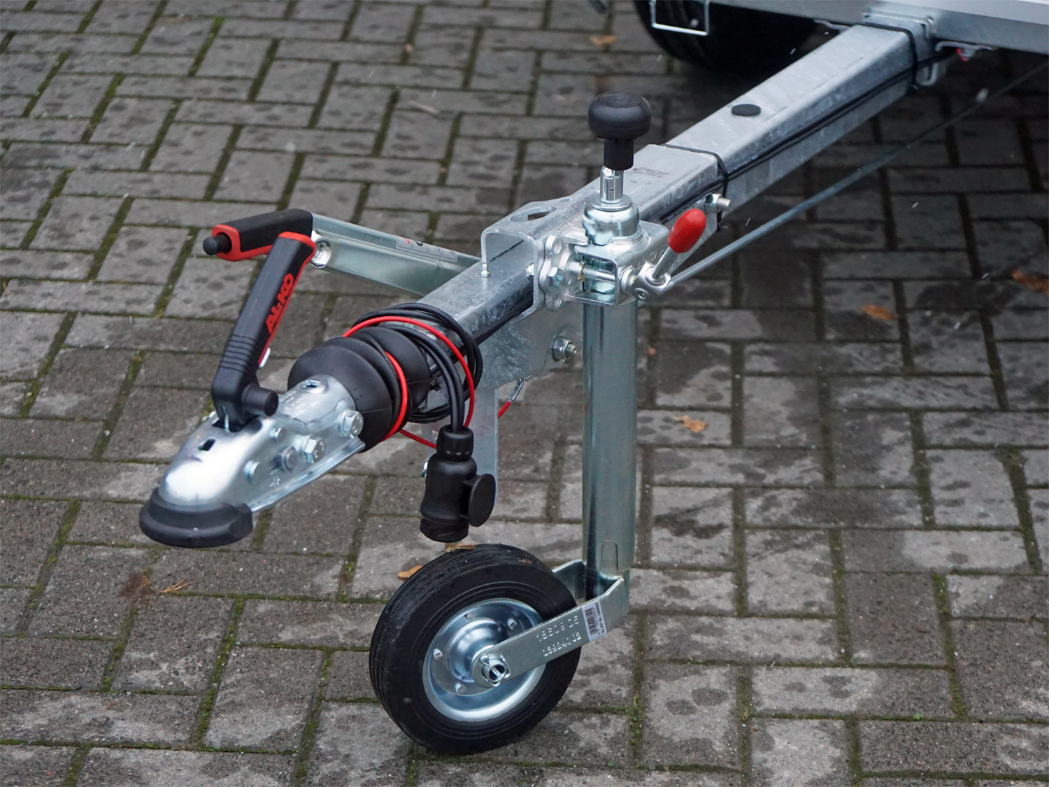 sabt100mcalupro-60_saris_mp_205_113_1000_1_5