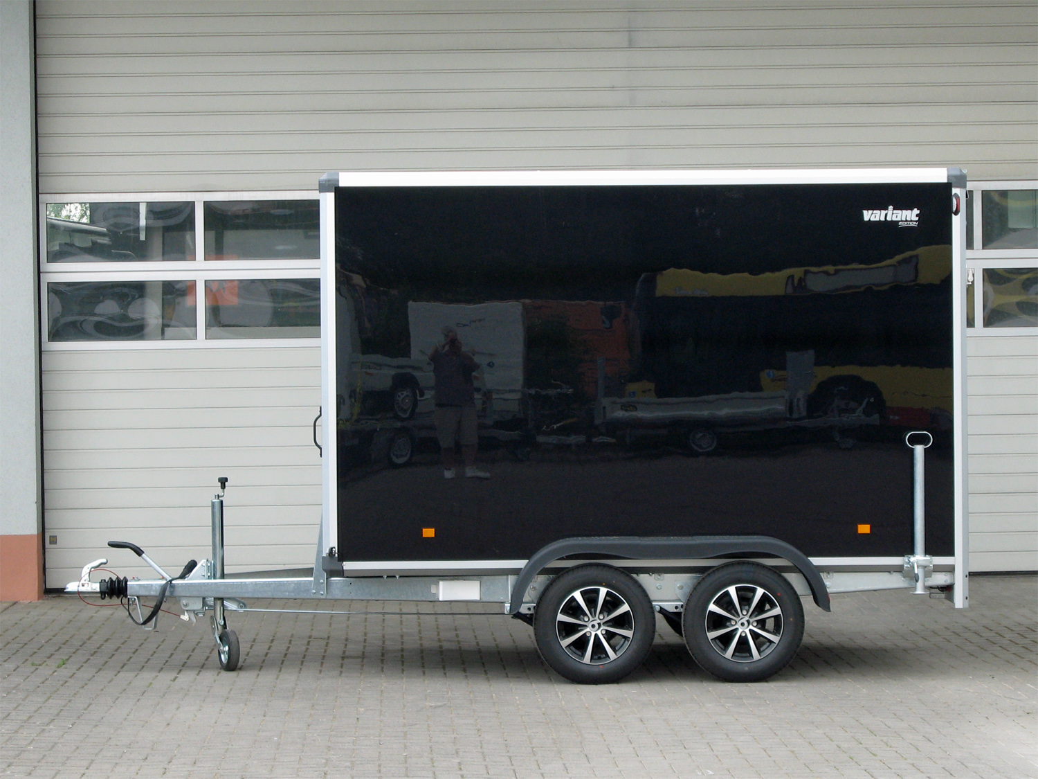 va2517c4x40_variant_2517_c4_edition_2