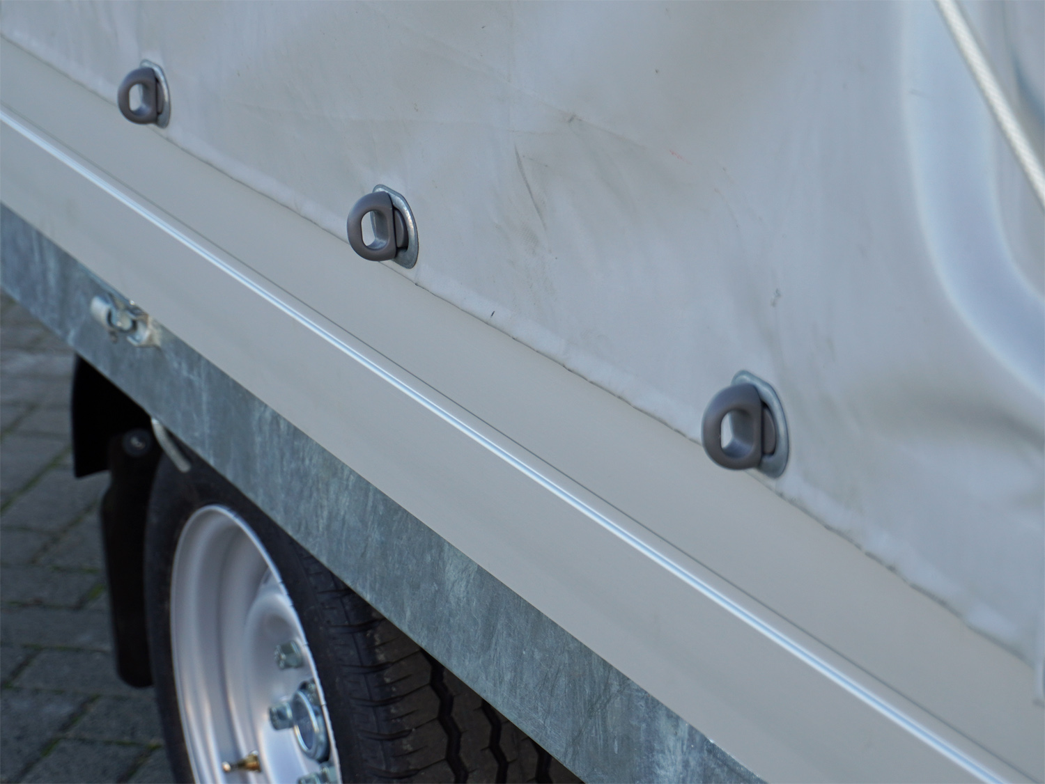 sapl-256-150-1500-1-hp_saris_pl_256_150_1500_1_6