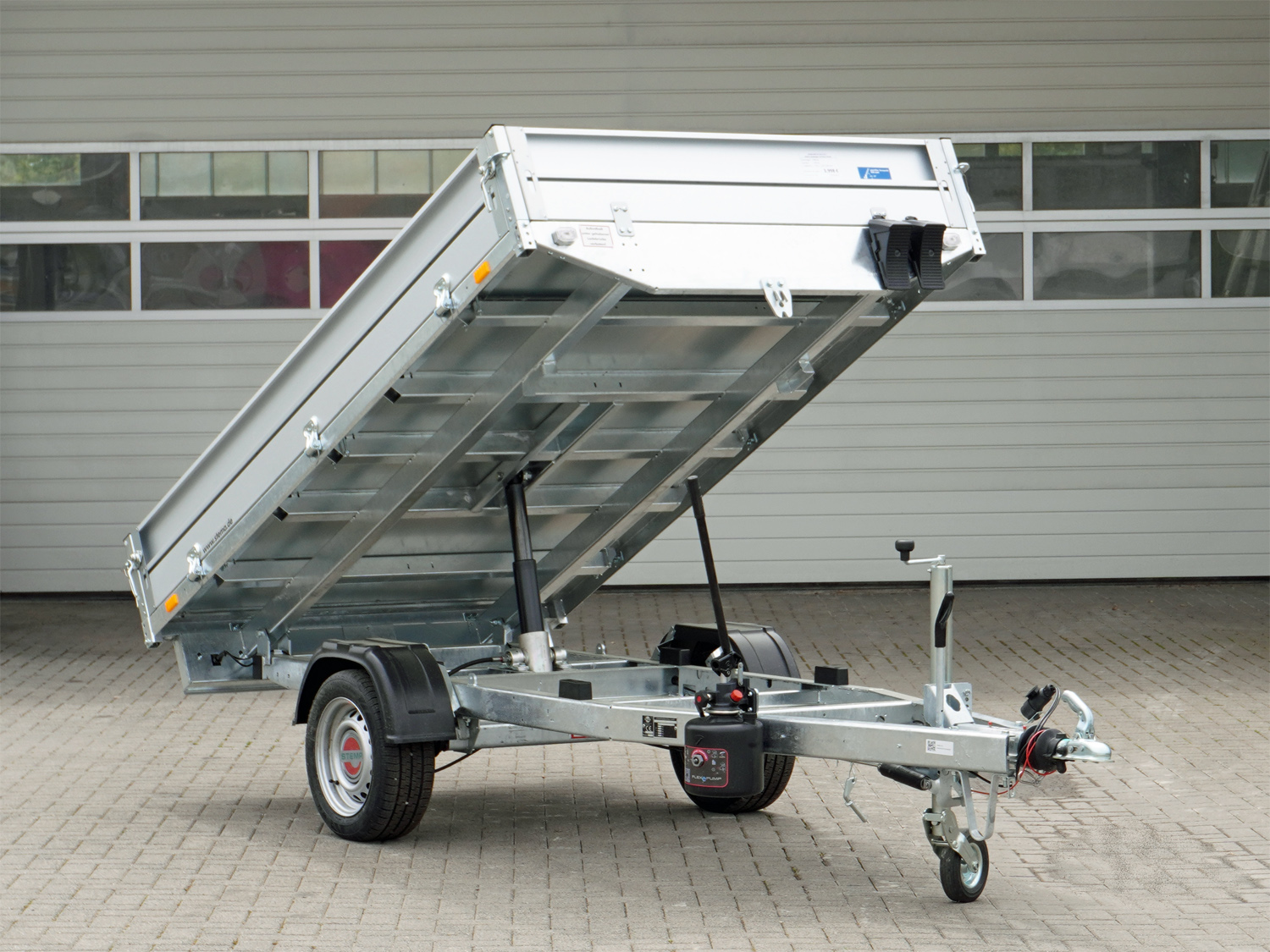 st25807010_stema_rke_o2_15-27-151_1