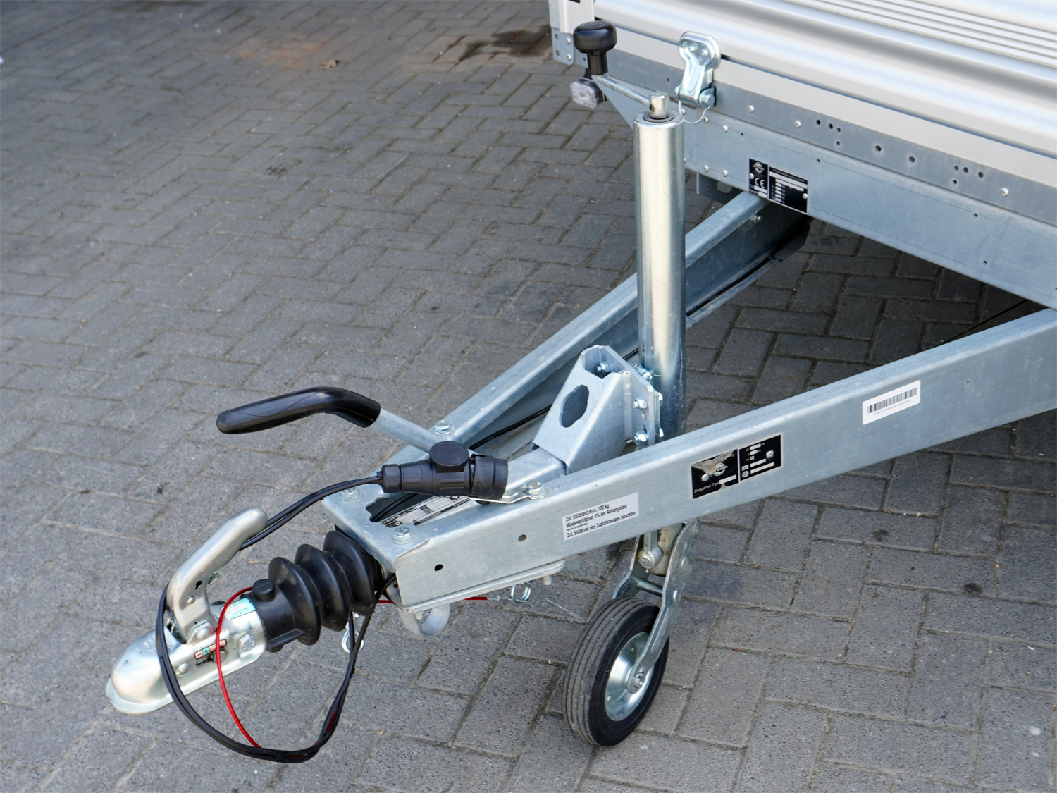 st24361120_stema_alu_sh_o2_15-30-181_5