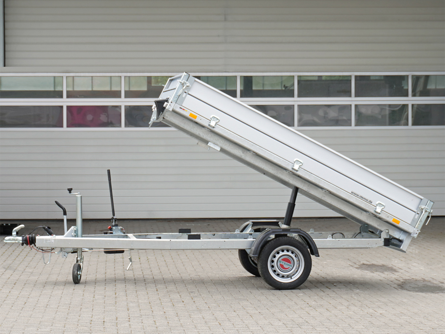 st25807010_stema_rke_o2_15-27-151_2