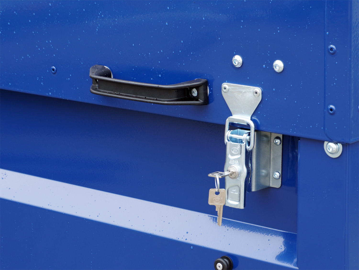 st23630001_stema_blue_man_850_12