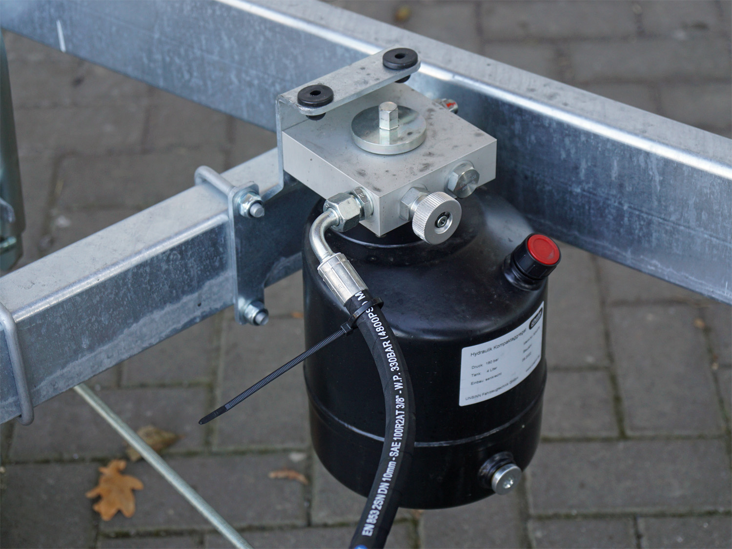 un527542_unsinn_uhk_2715-26-14_10