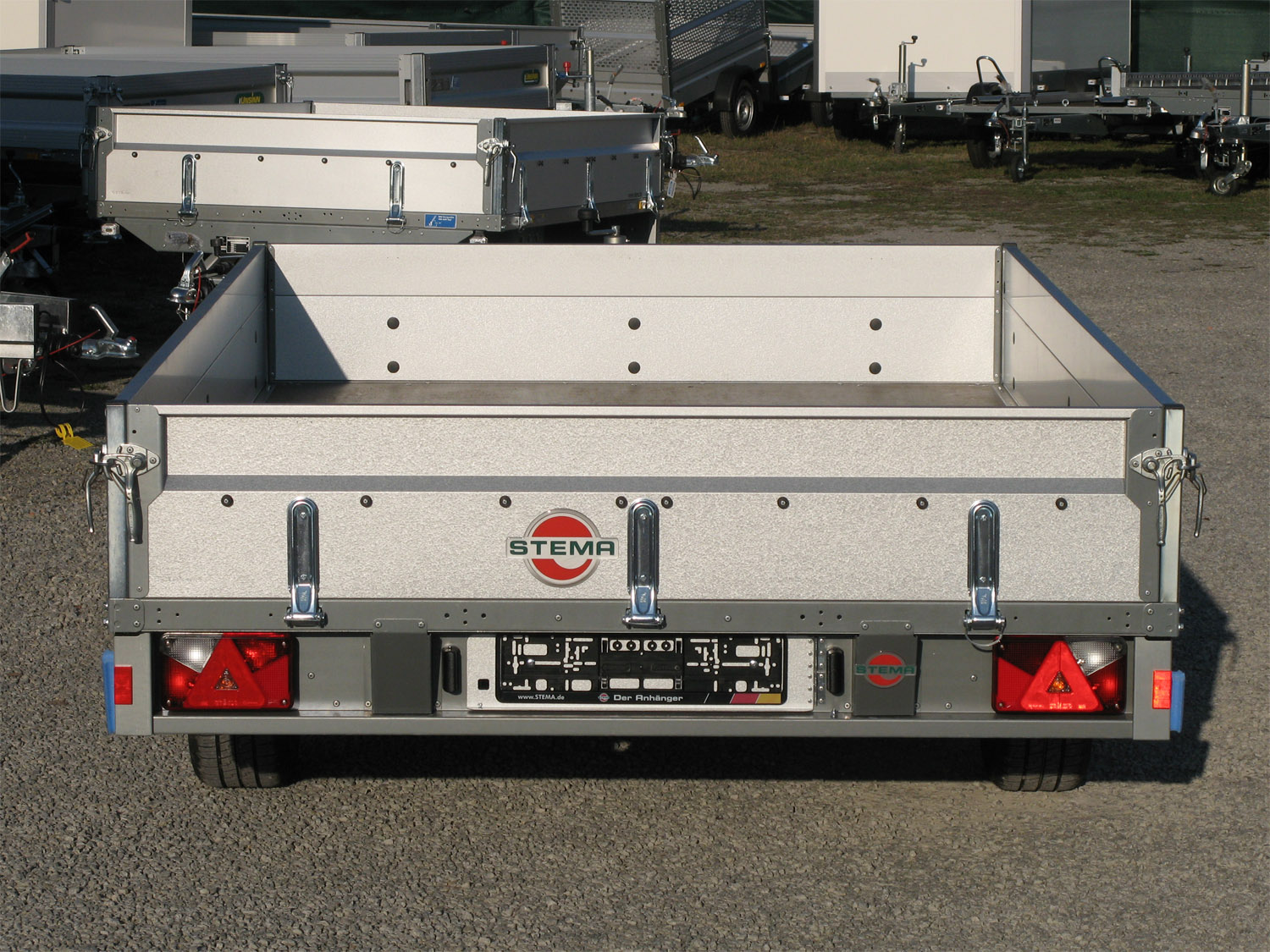 st24353101_stema_sh_o2_20-30-152_2