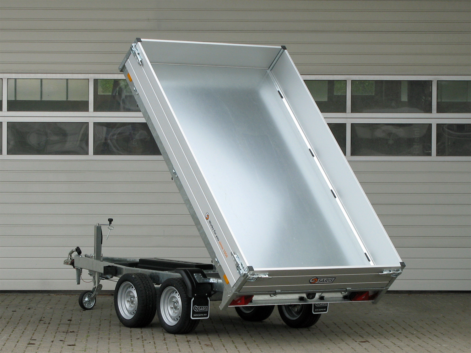 sak1-276-150-2700-2-e35_saris_k1_276_150_2700_2_e35_1