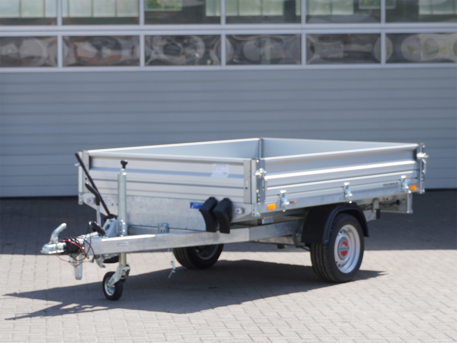 st25807020_stema_rke_o2_15-27-151_alu_4