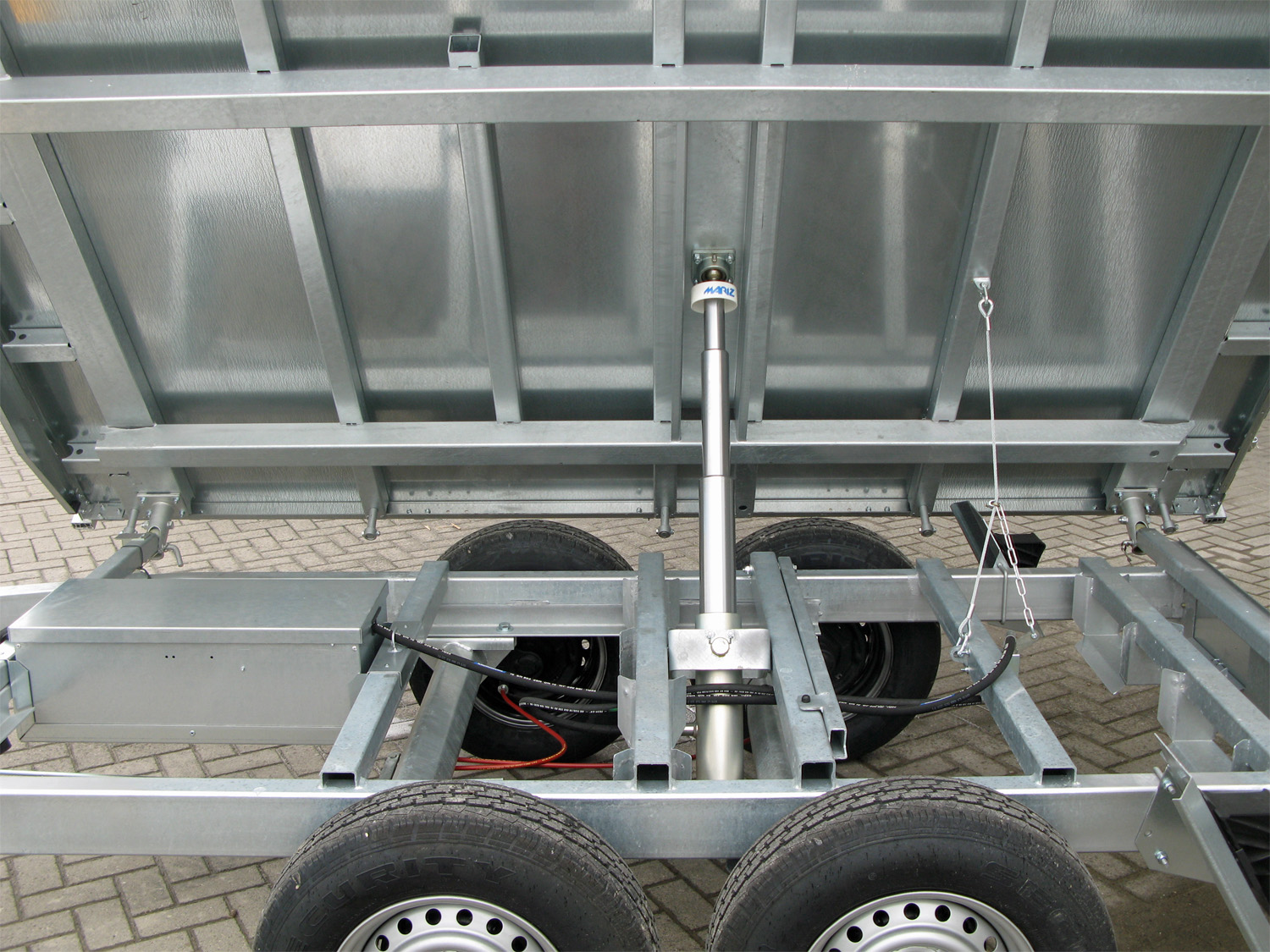 un526273-ga750_unsinn_udk_3017-30-14_9