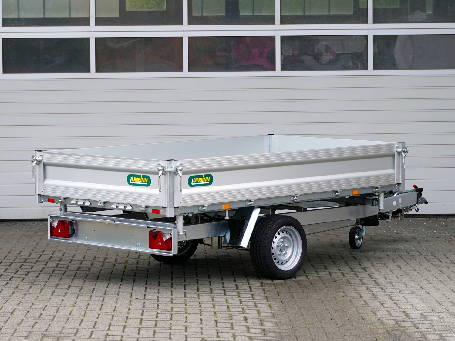 un610756_unsinn_udk_2715-18-13_6