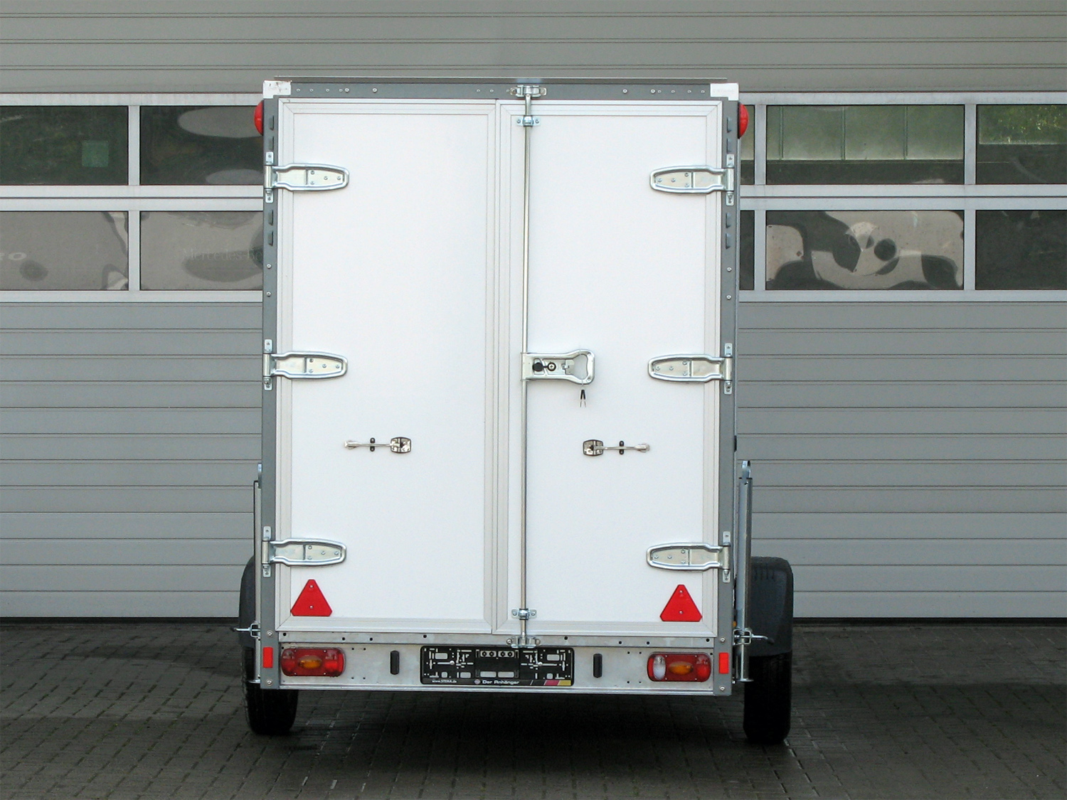 st26134062_stema_p-box_stpk_o2_15-30-181p182_5