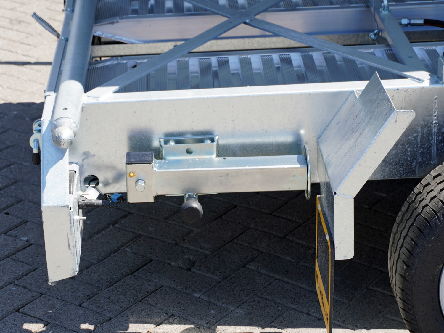 hu3017-3-ra-bw_humbaur_htk_350031_stahl_7