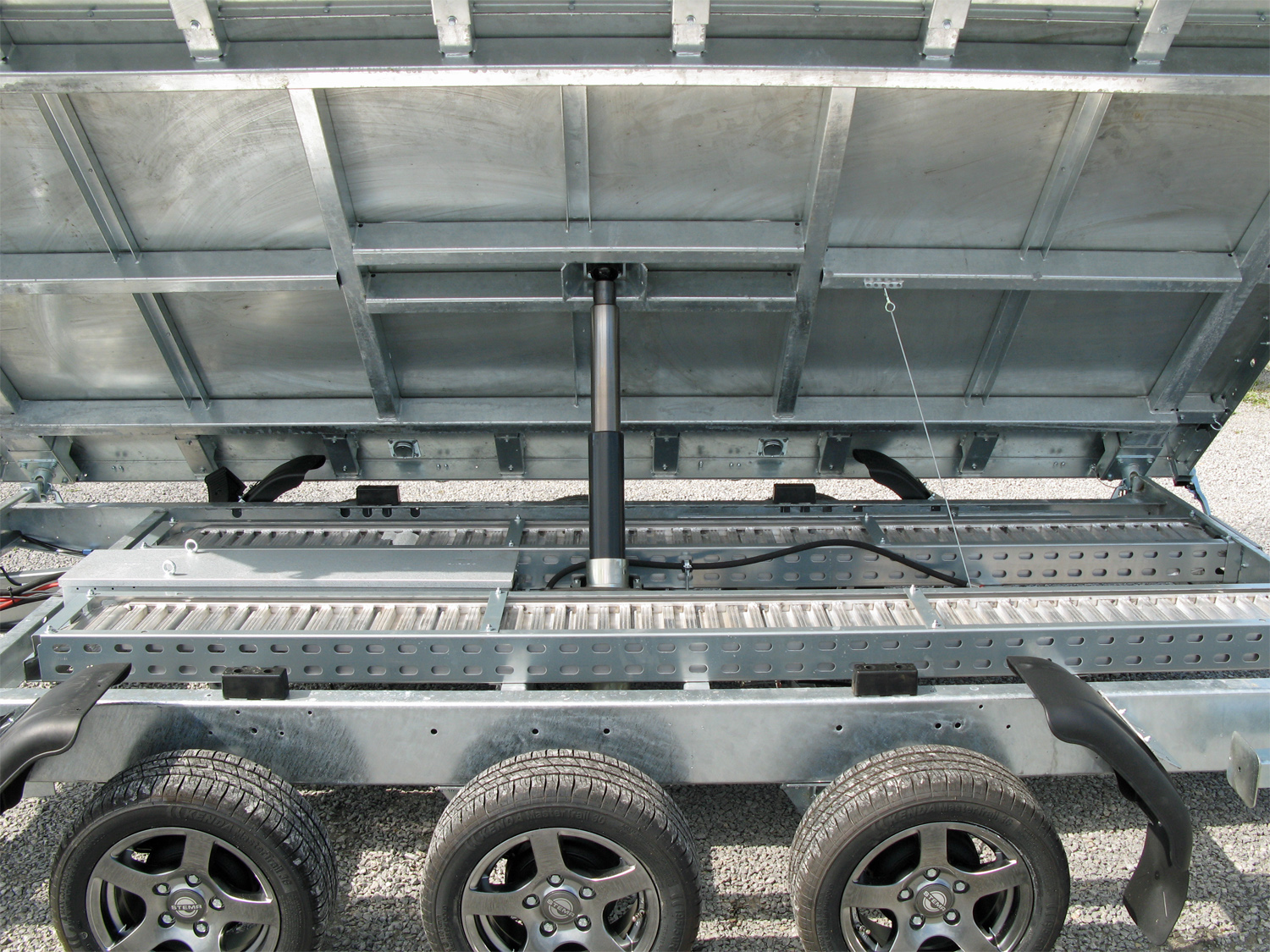 st25965340-ap_stema_shdk_o2_35-40-203b_trius_tridem_8