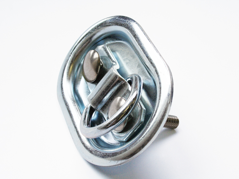 hu72000205_4_st_anbinderinge_versenkt_in_holzboden_montiert_zugkraft_je_02_t__die_ringe_duerfen_nur_ueber_den_quertraegern_montiert_werden_1