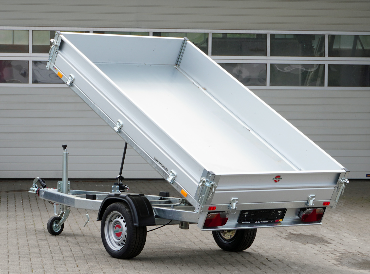 st25808010_stema_rke_o2_18-27-151_3