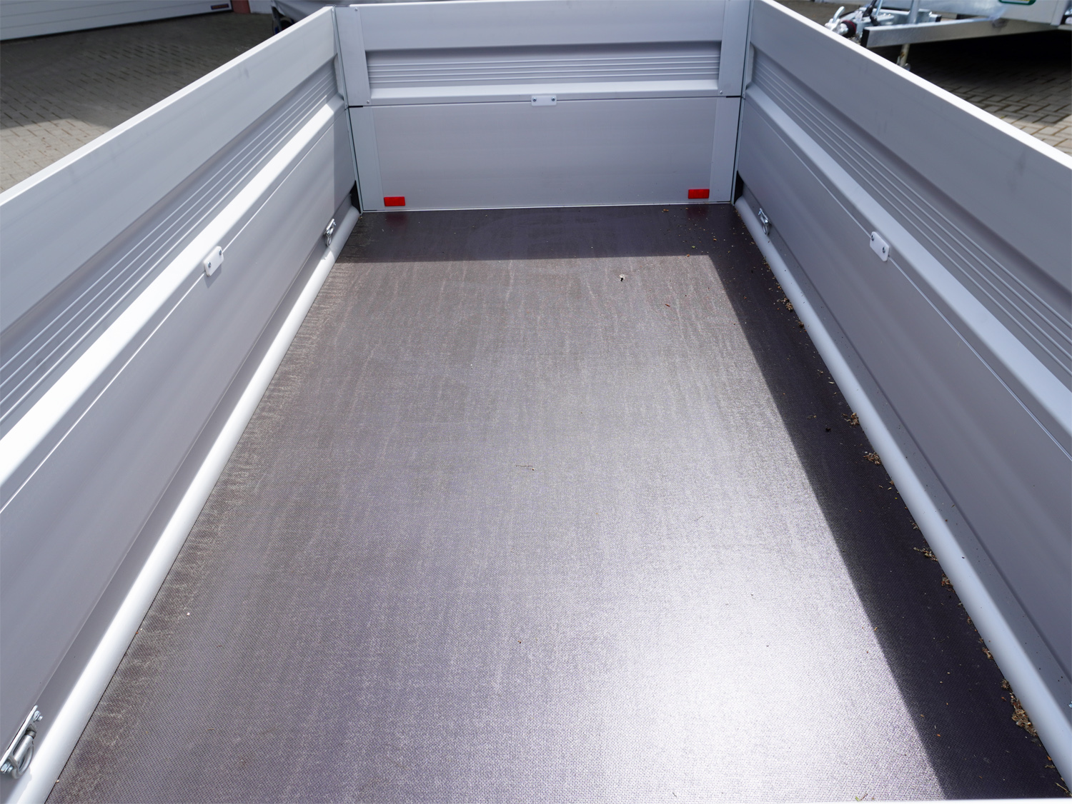 un518386-plus_unsinn_ut_2512-13-14__plus_3