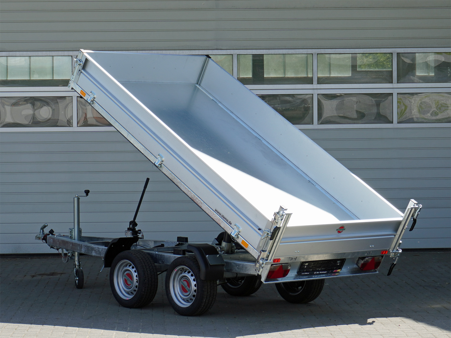 st25809010_stema_rke_o2_20-27-152_3