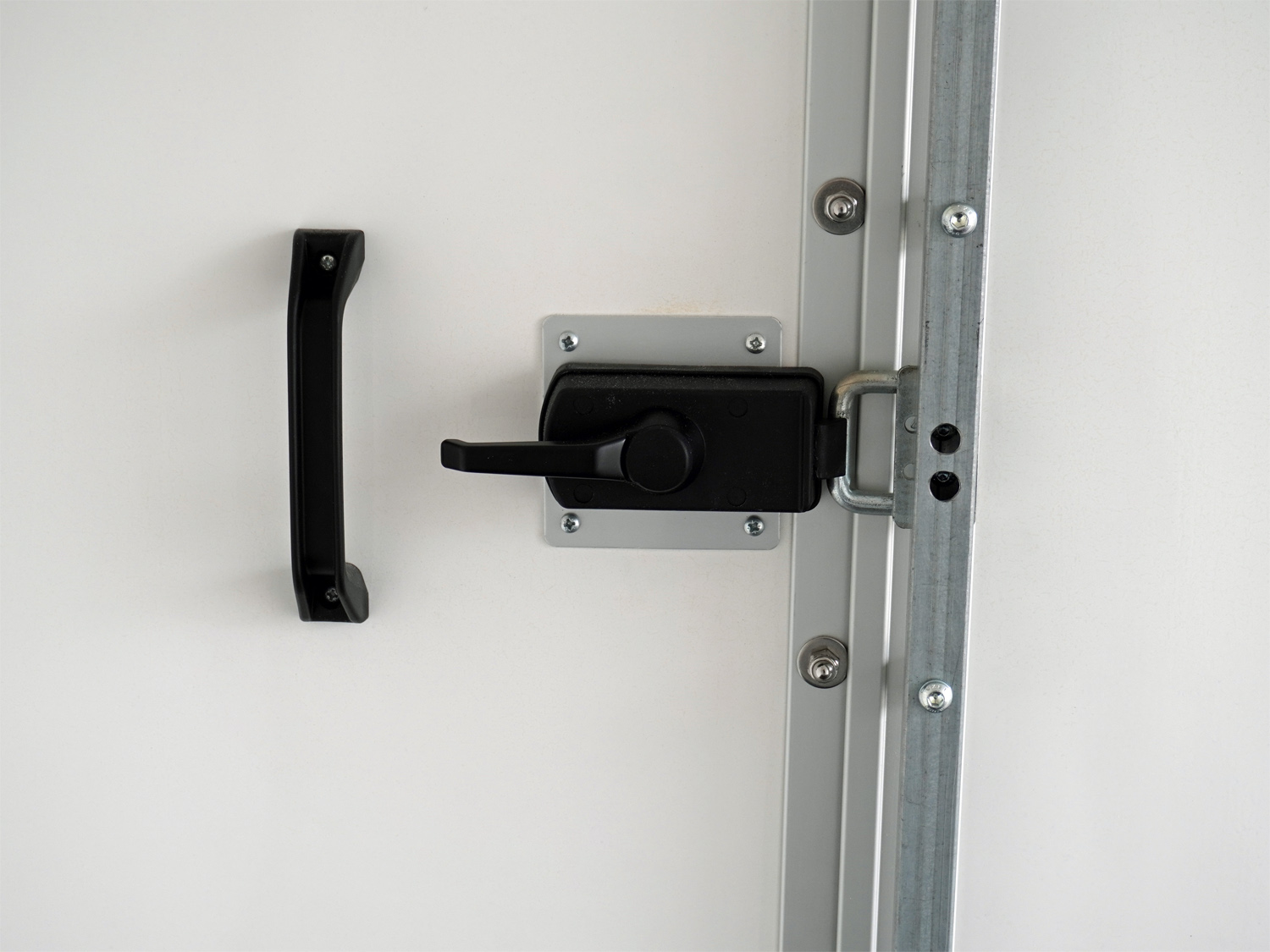 st26148062-t_stema_p-box_stpk_o2_27-32-182p202_10