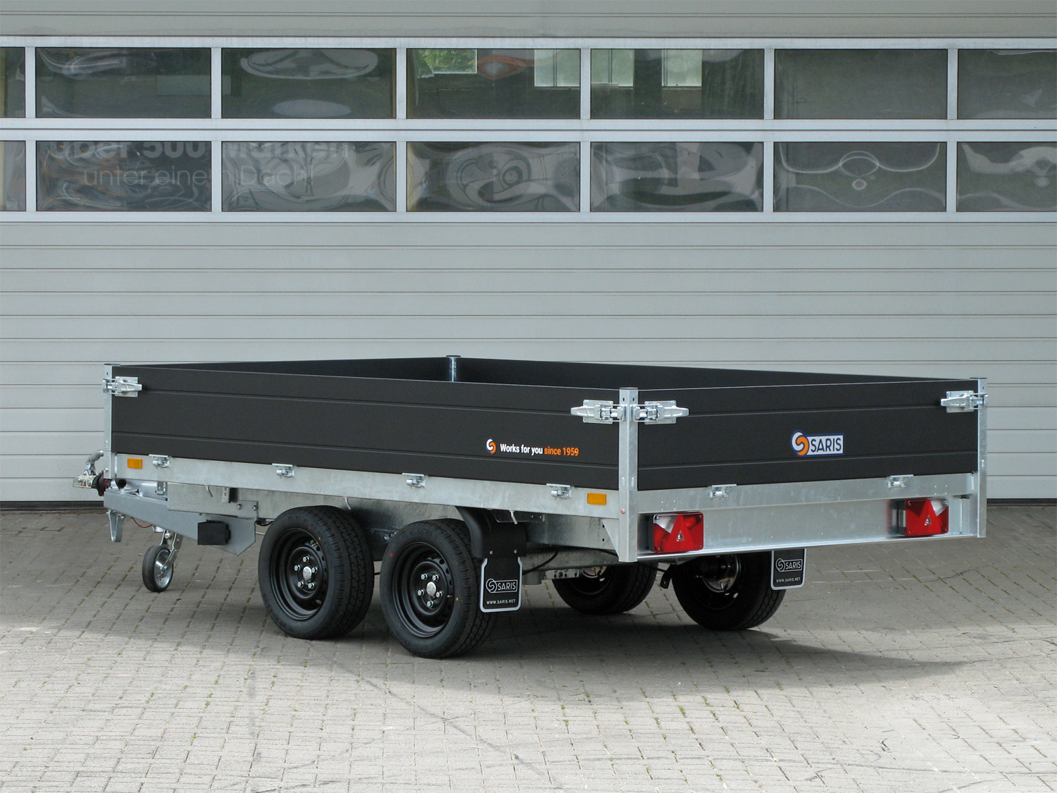 sak1-306-184-2700-2-e35-be_saris_k1_306_184_2700_2_e35_4