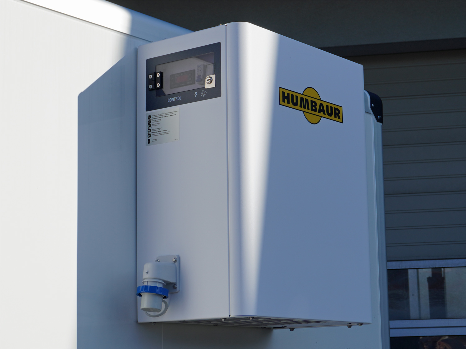 hu5351100_humbaur_hgk_25_32_18_-_21_pf60_deluxe_10