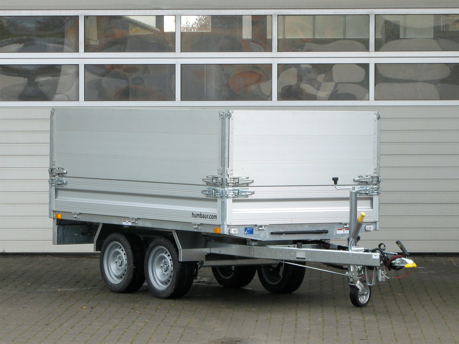 hu3059-e-bw_humbaur_huk_303117_4