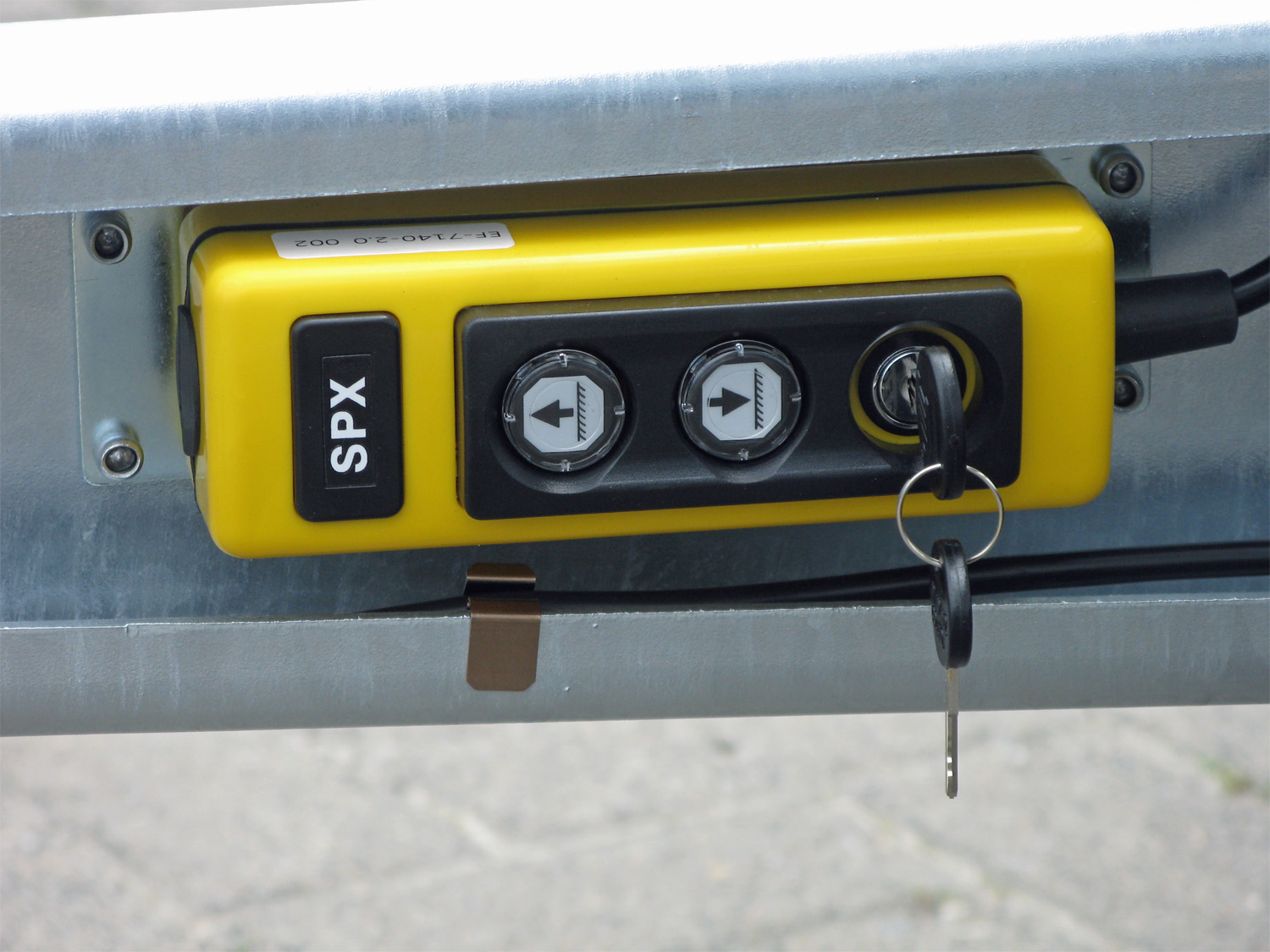 sak1-306-184-2700-2-e35-be_saris_k1_306_184_2700_2_e35_8