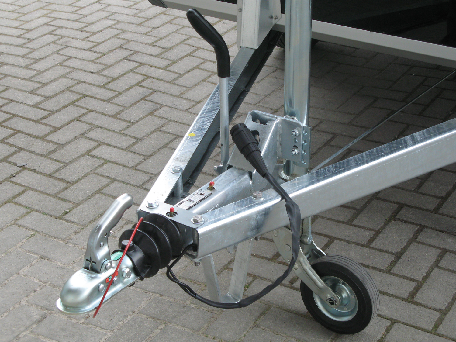 va2005c338j-t_variant_2017_c3_edition_8