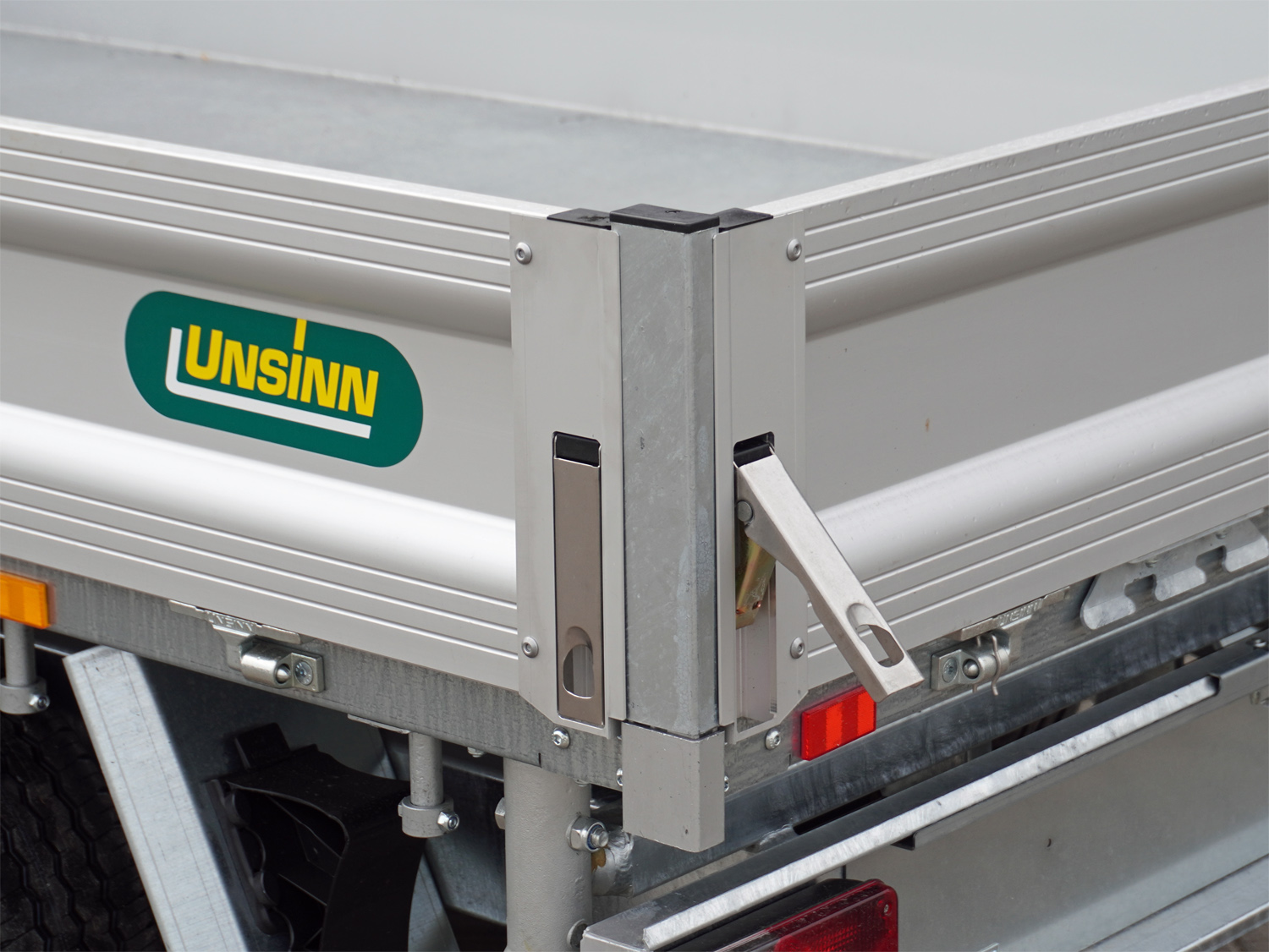 un610759_unsinn_web__dk_2715-26-13_11