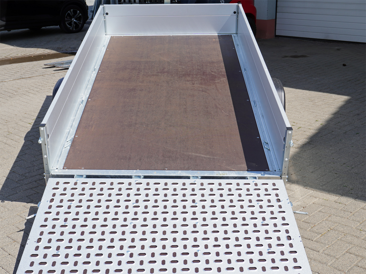 st24251001_stema_mut_o2_18-30-151_5