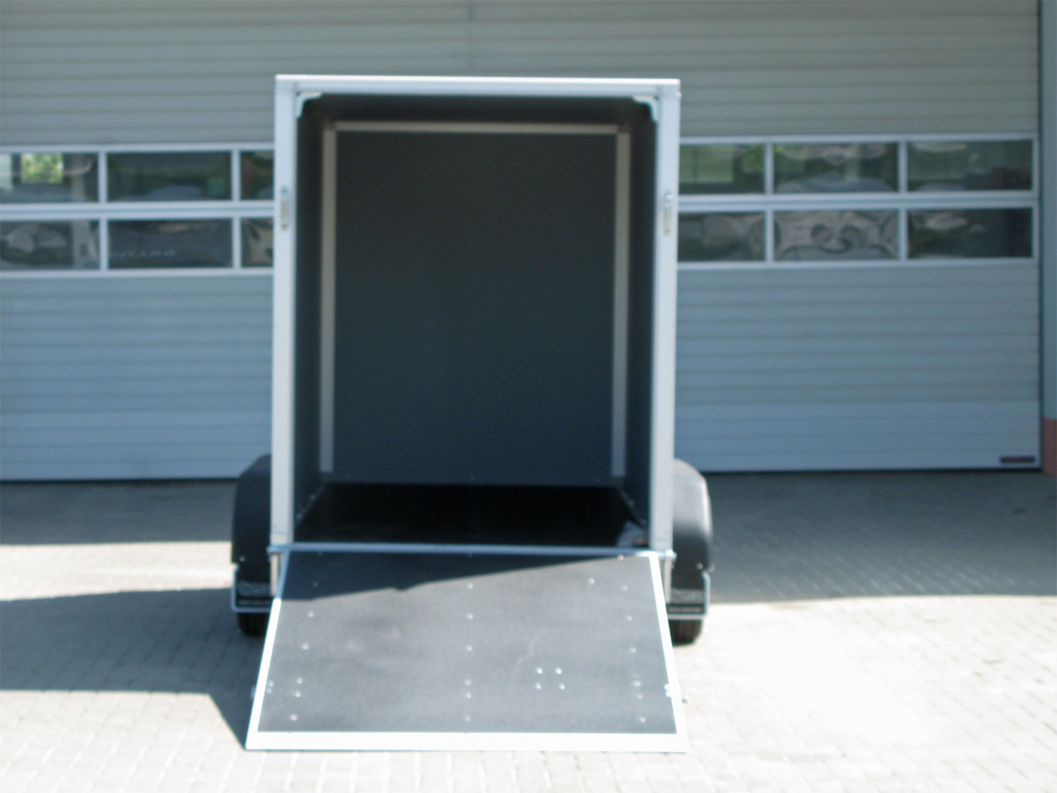 sago-306-154-180-2000-2-r-gr_saris_go_306_154_180_2000_2_rampe_5