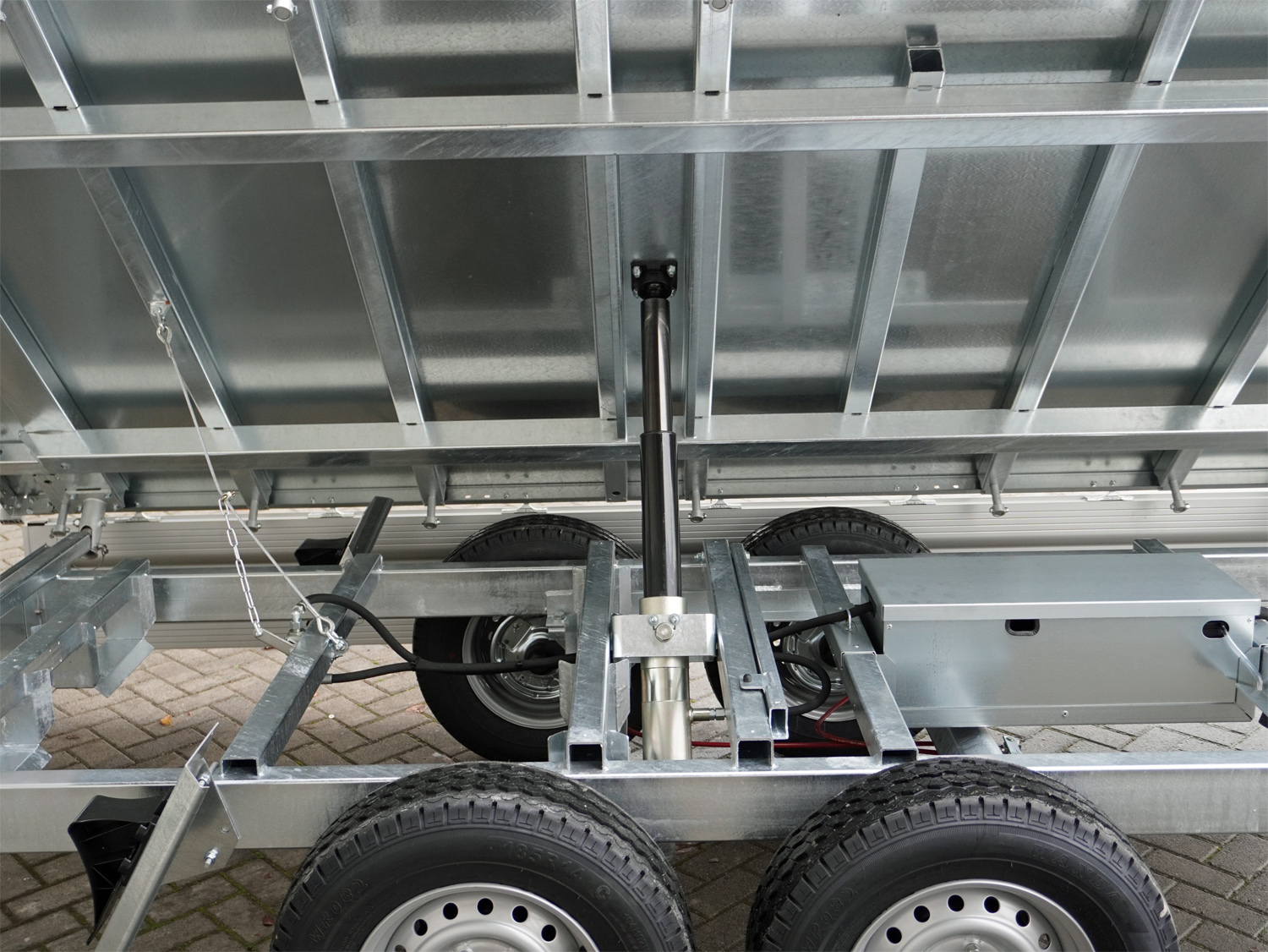 un526277-alu600_unsinn_udk_3617-35-14_4