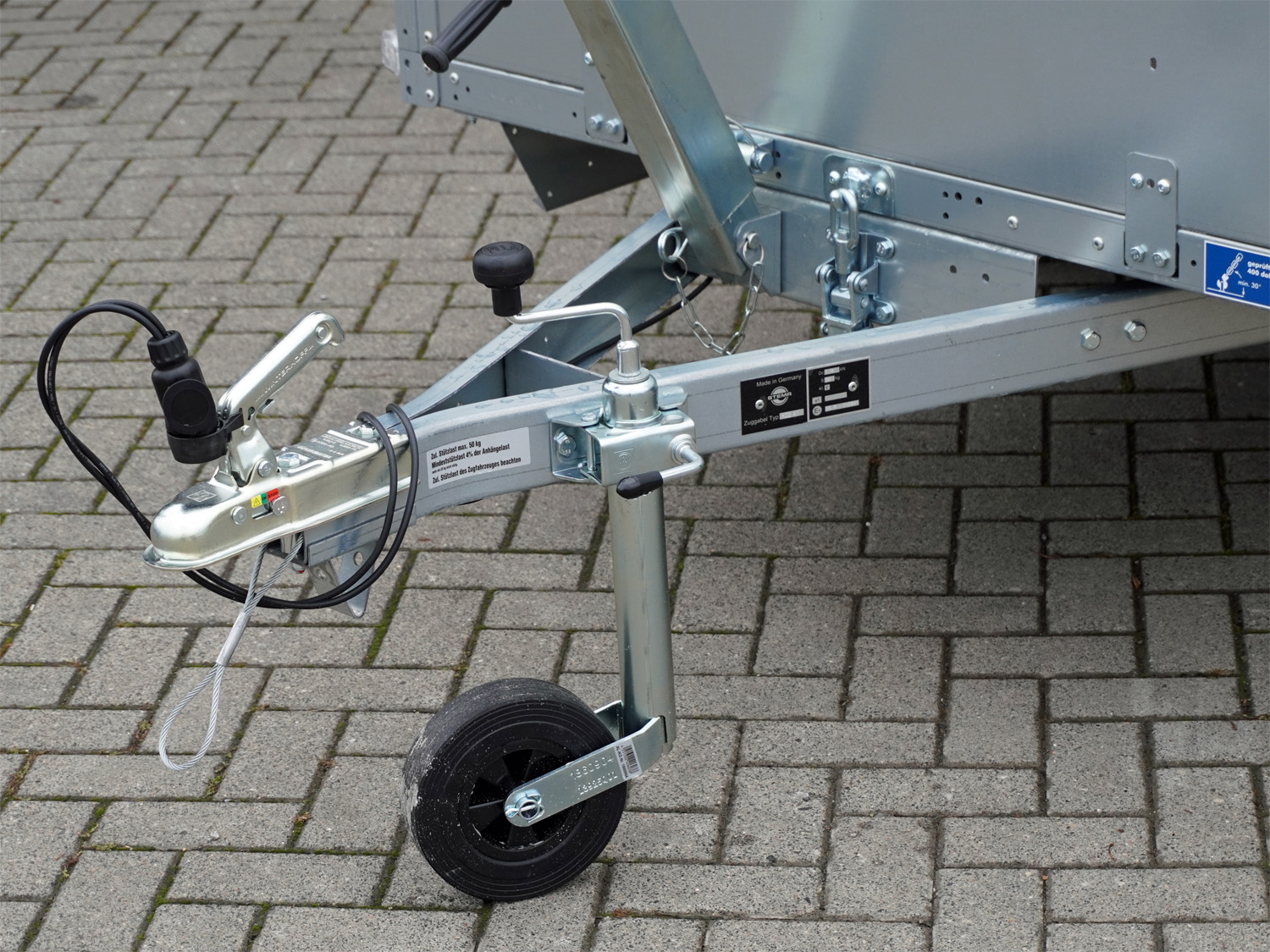 st24201002_stema_stp_o1_75-21-131_rex_21_7