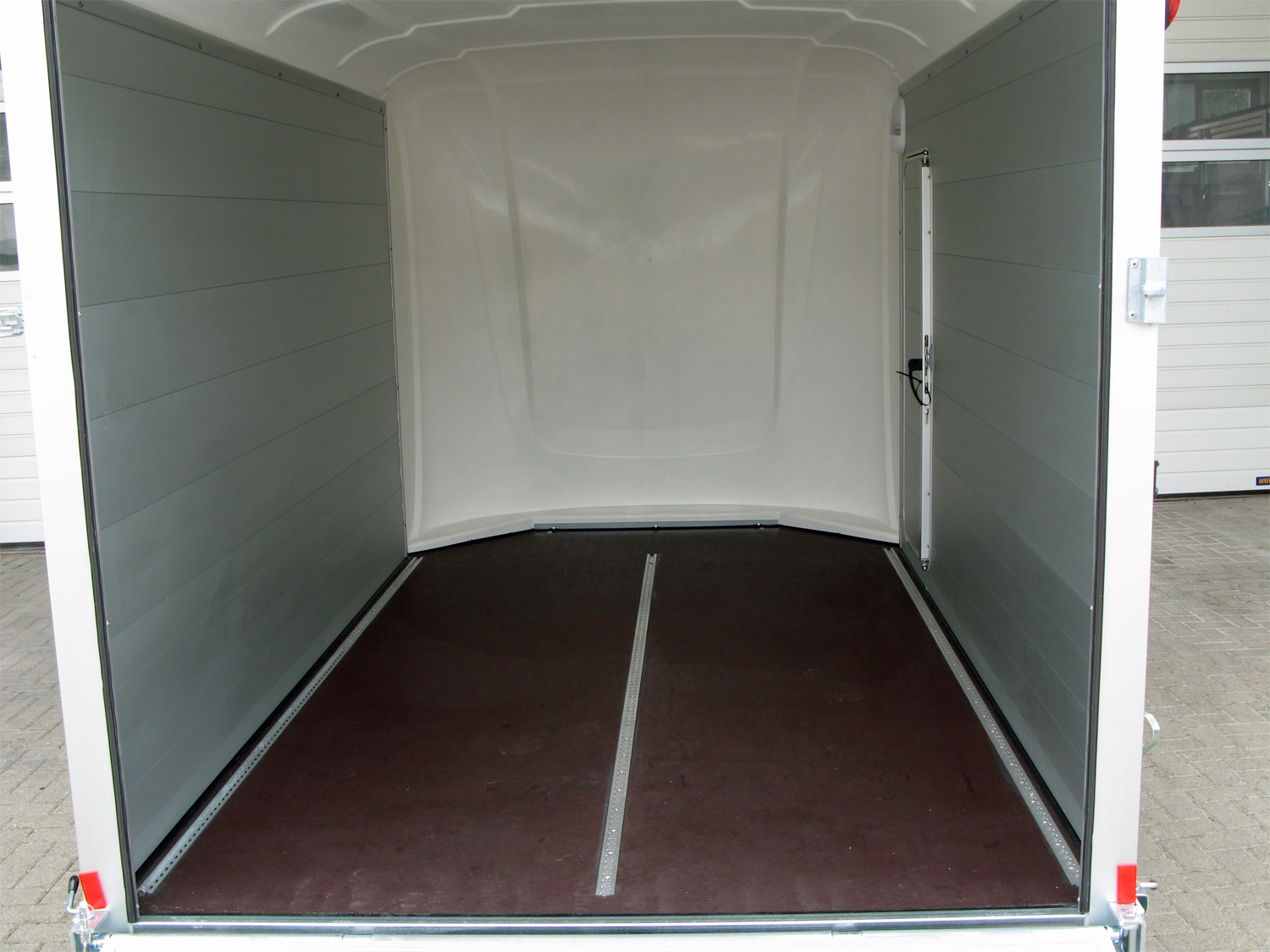 hu5801-ufw-100_humbaur_hkpa_153217_8