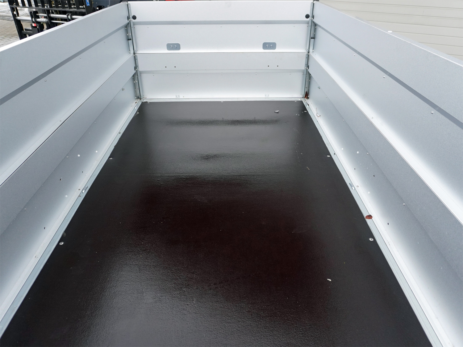 st24111002-bw_stema_stl_1300_o2_13-25-131_coc_5