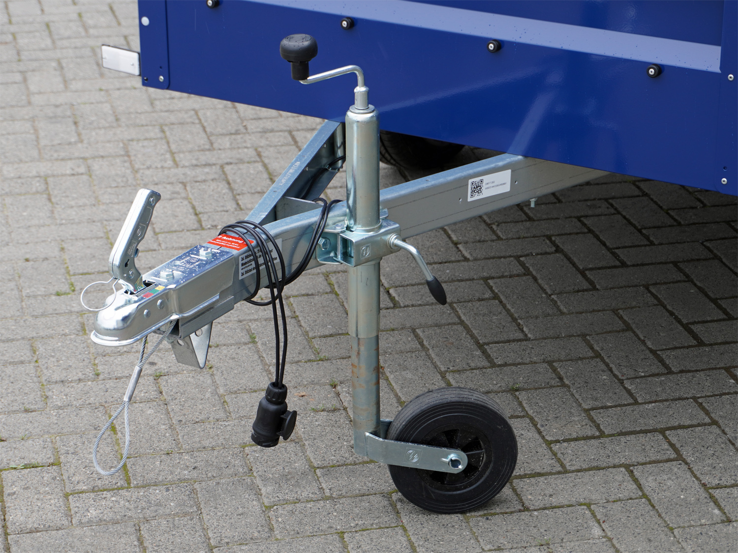 st23630001_stema_blue_man_850_13