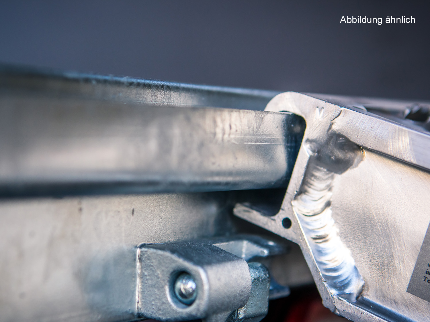 sa2500002400_u-profil_zum_einhaengen_saris_safety_auffahrschiene_1