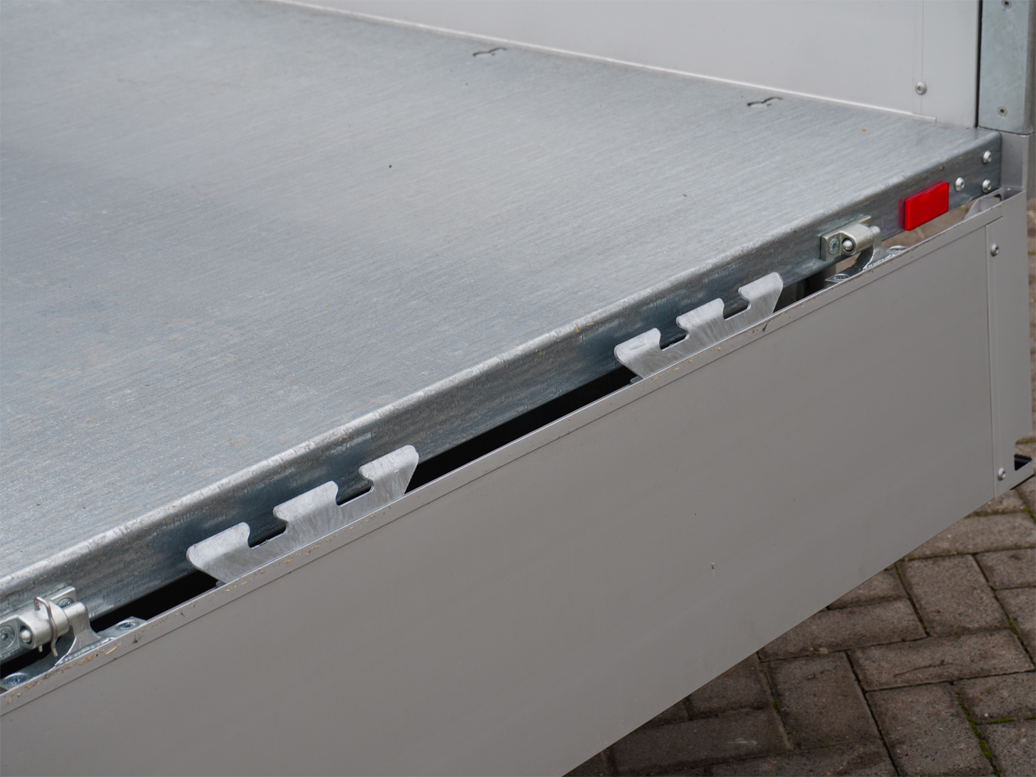 un610759_unsinn_web__dk_2715-26-13_13