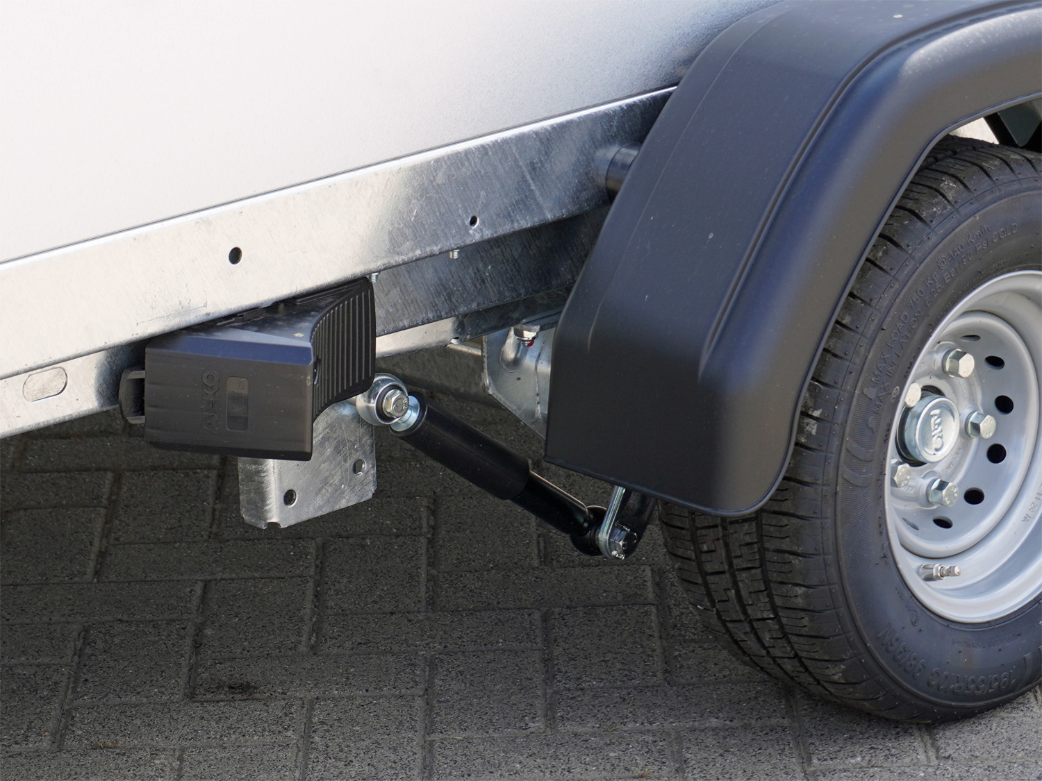 st24251001_stema_mut_o2_18-30-151_8