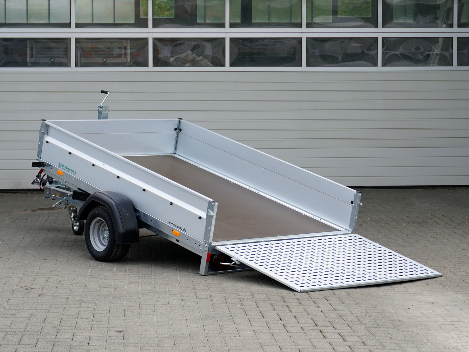 st24267001_stema_mut_o2_15-25-151_6