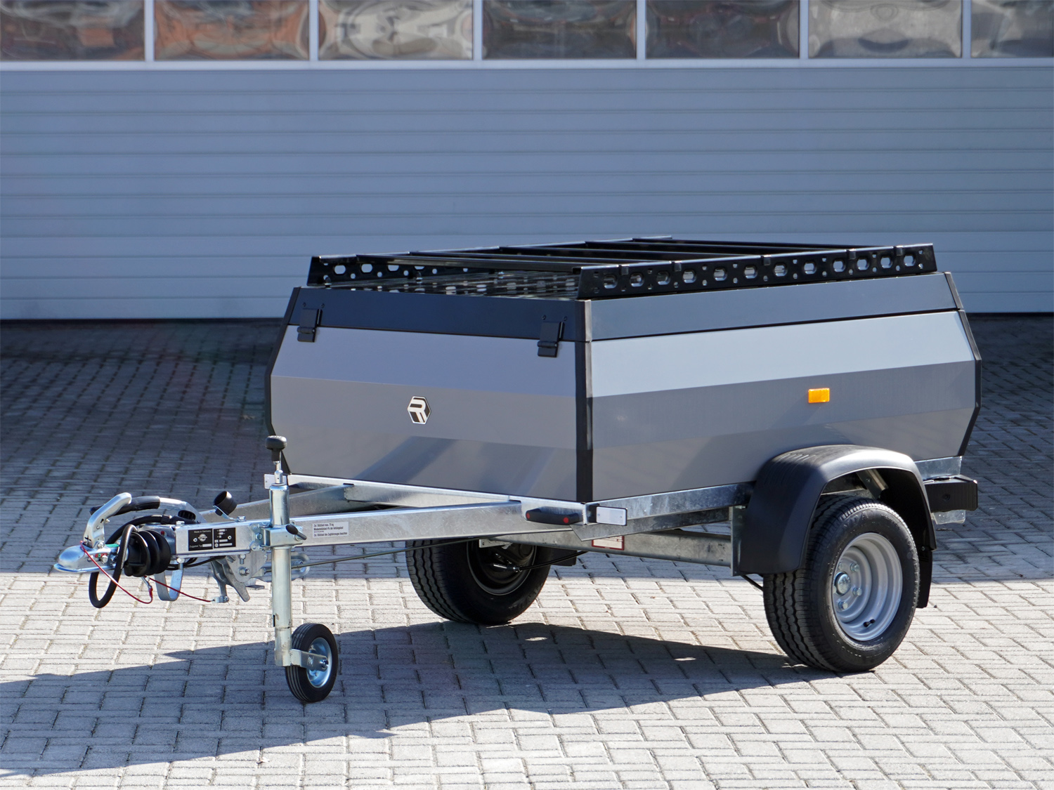 st238300027037_stema_retro_plus_3