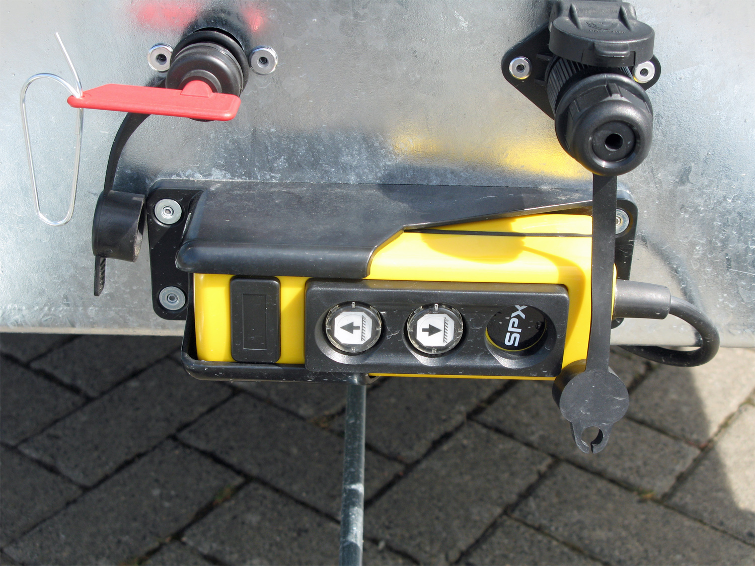 hu3023-1-profi350_humbaur_htk_350037_alu_profi_350_8