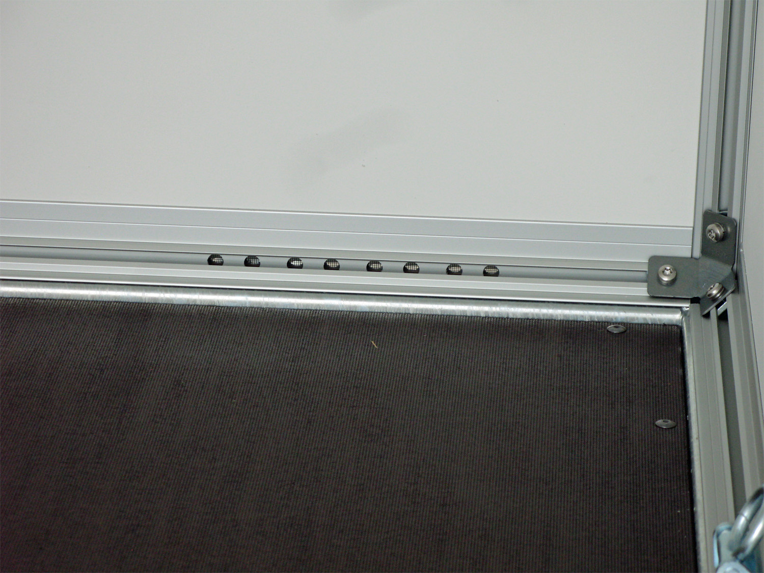 st26122064_stema_p-box_stpk_o1_75g-25-131p151_10