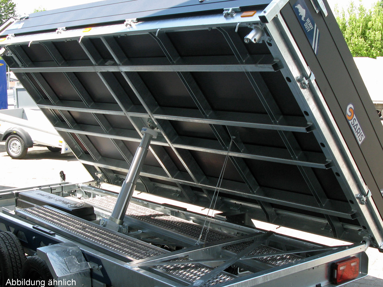 sa2025900602_bodenverstaerkungspaket_5_zusaetzliche_quertraeger_1