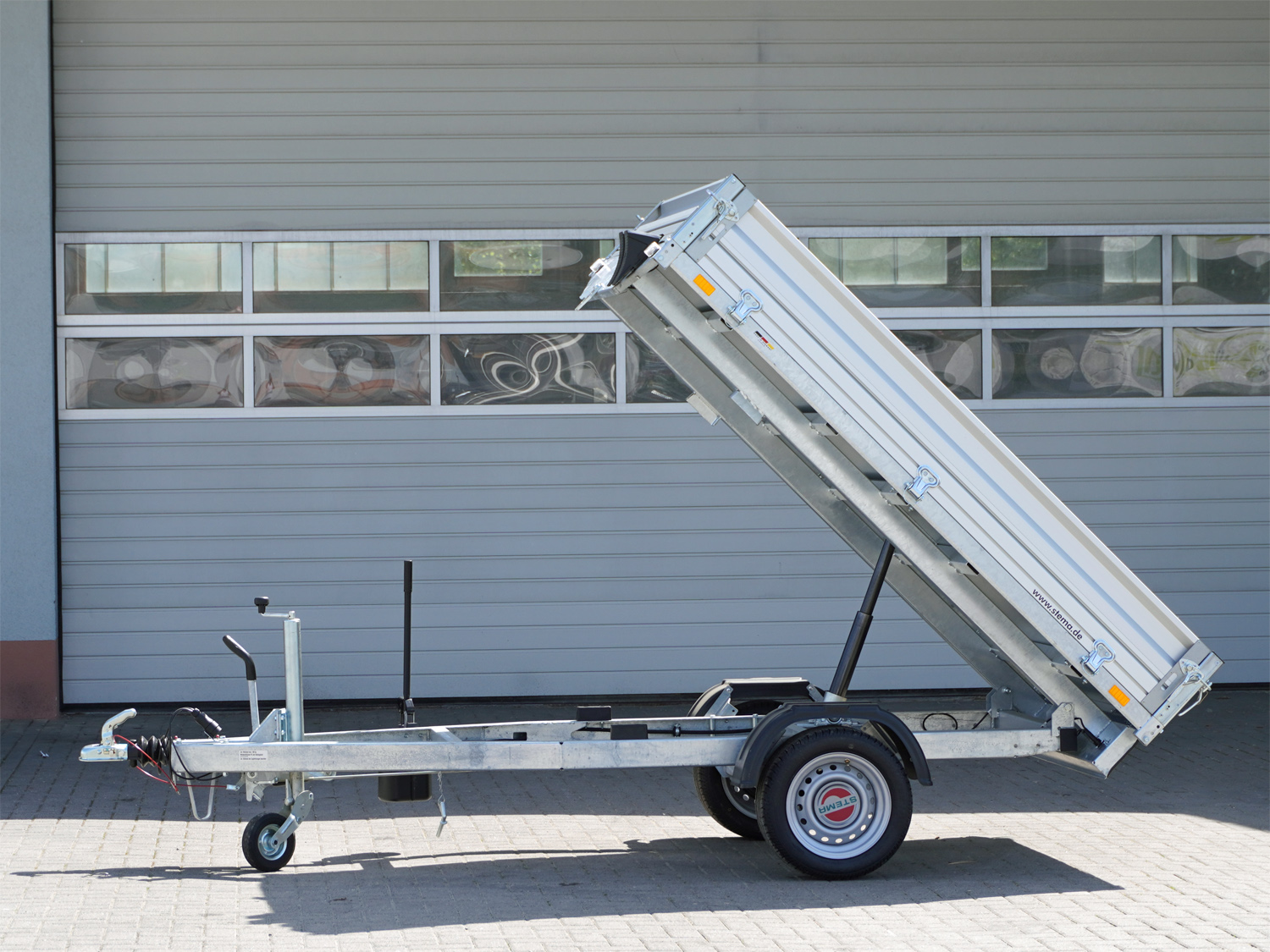 st25807020_stema_rke_o2_15-27-151_alu_2