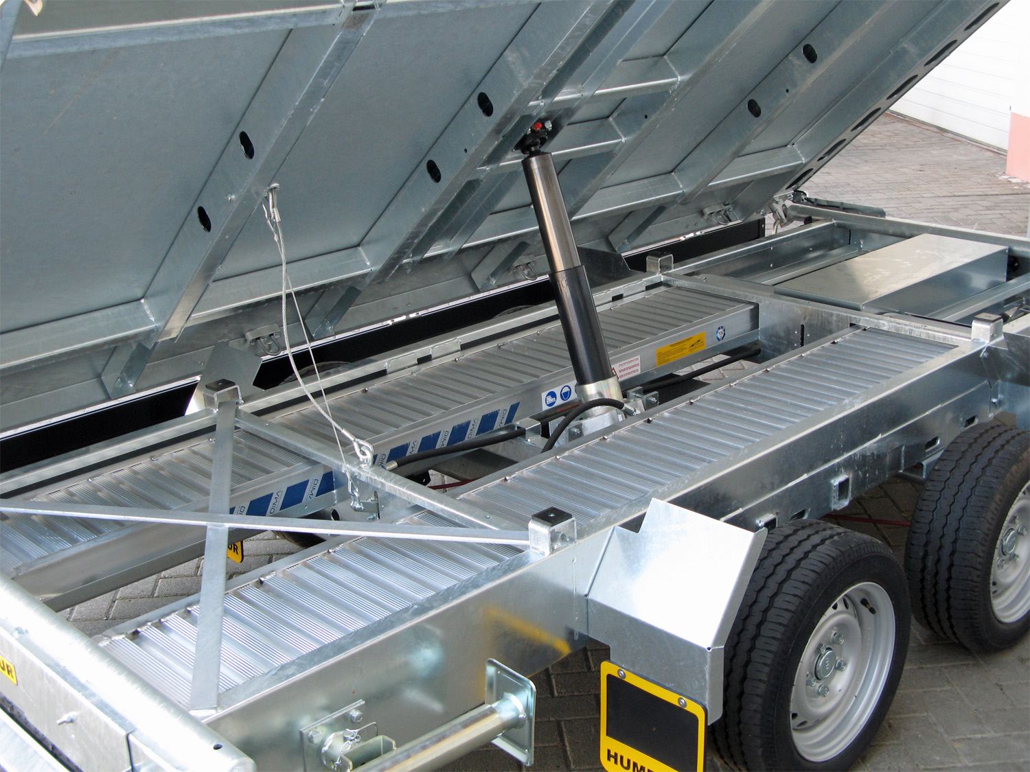 hu3017-1-ga-ra_humbaur_htk_350031_alu_profi_plus_6