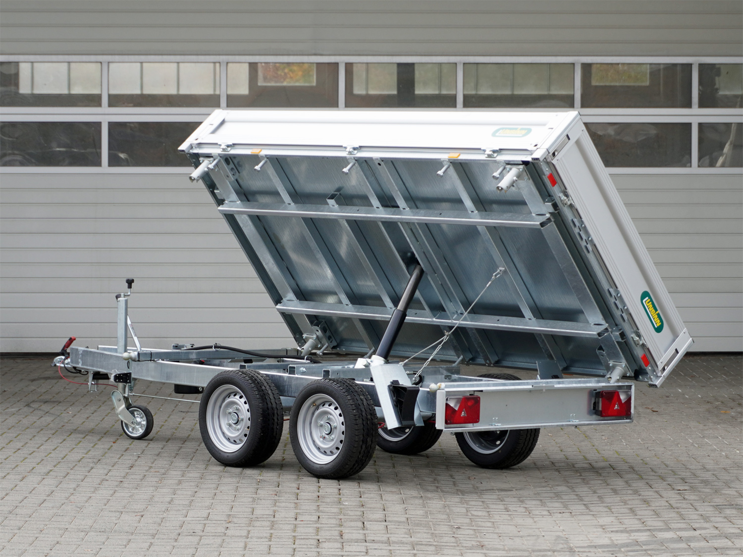 un610759_unsinn_web__dk_2715-26-13_2